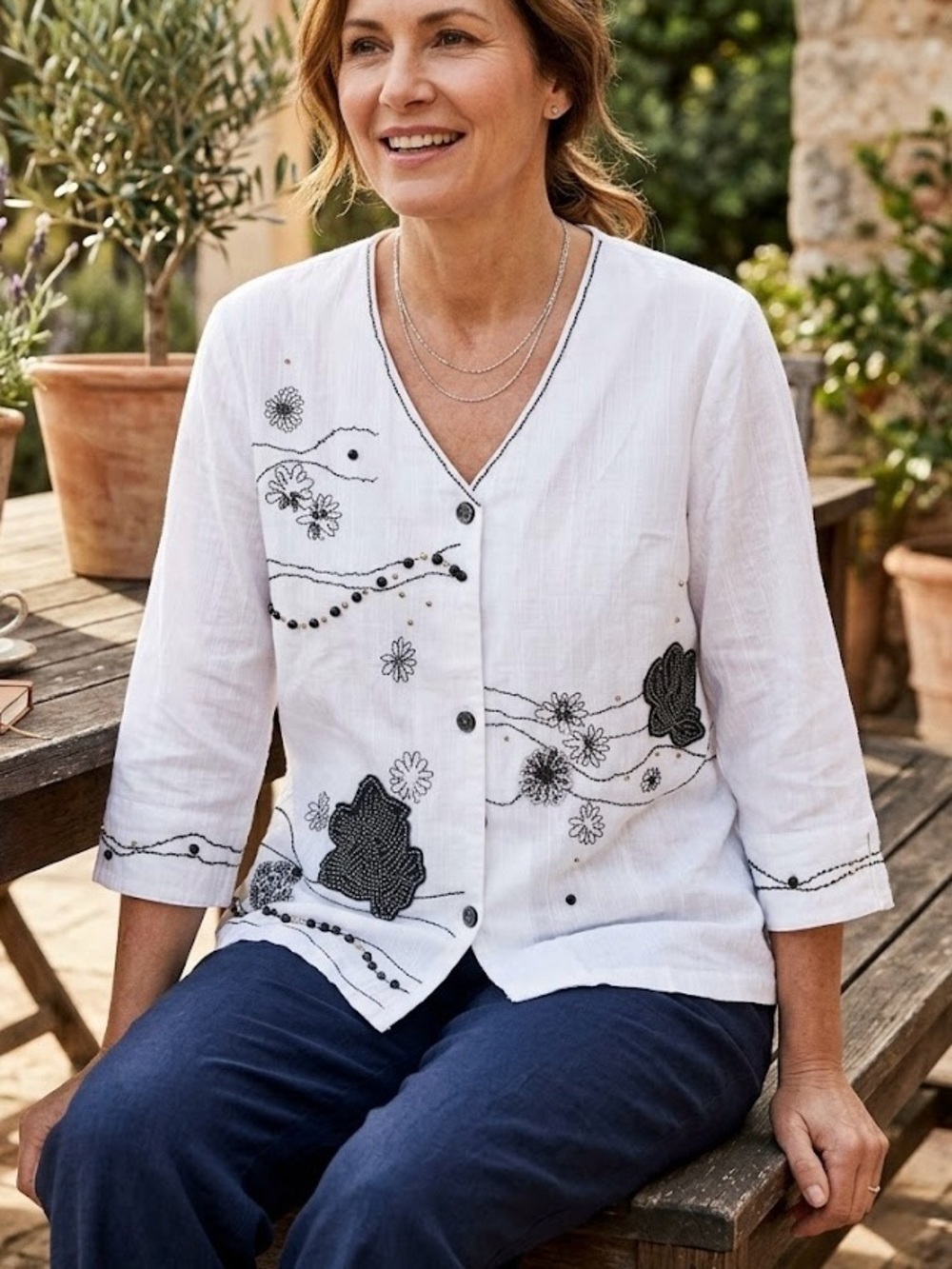 ALIA PETITES White Embroidered Floral Button Up Blouse 10P Lightweight Luxury